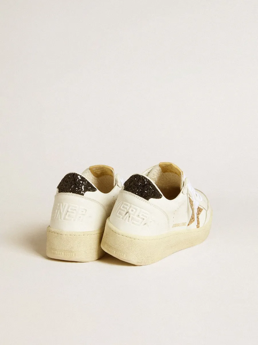 Ball Star Donna in pelle bianca con stella glitter oro e talloncino glitter nero