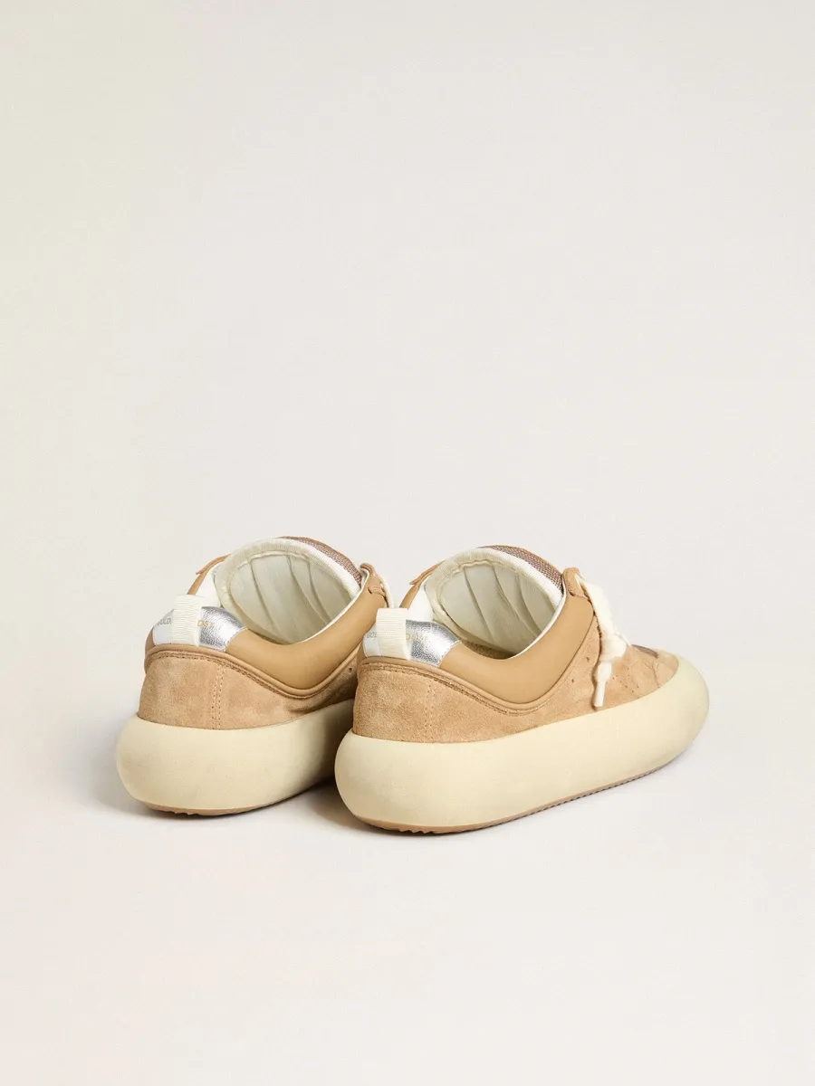Space-Star Cube Donna in suede tabacco con stella traforata