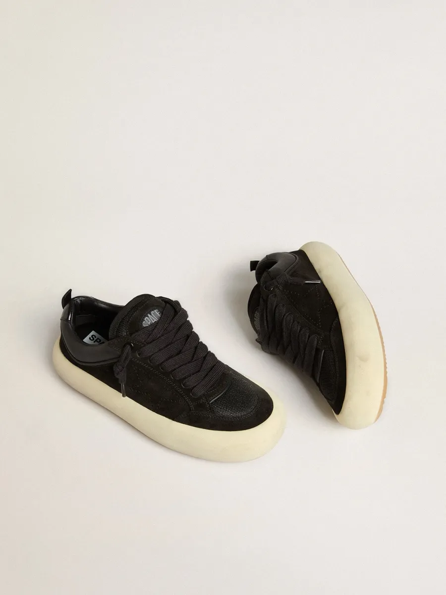 Space-Star Cube Donna in suede nero con stella traforata