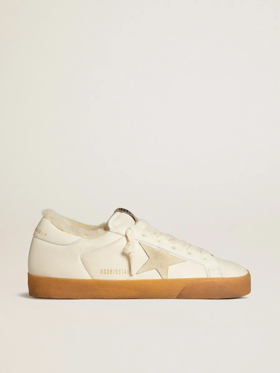 Super-Star in nappa bianca con stella in suede e fodera in shearling
