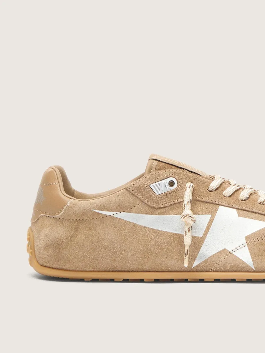Marathon Speed Donna con tomaia in suede tabacco e stella color argento