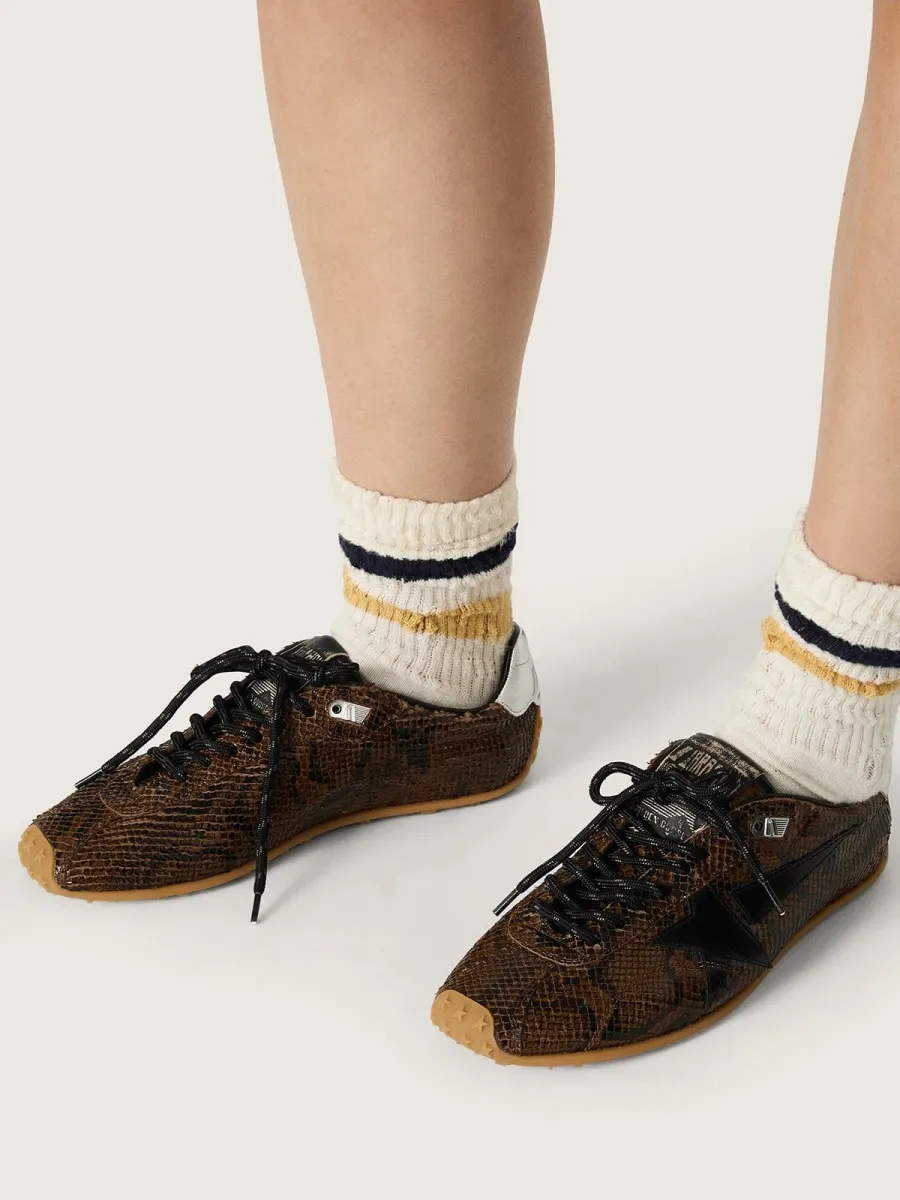Marathon Speed Donna in pelle con stampa pitonata marrone con stella nera e talloncino in pelle argento
