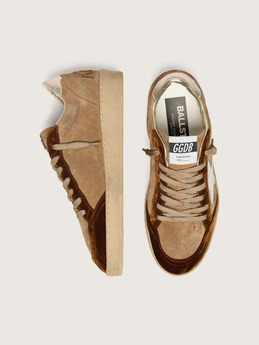 Ball Star Donna in suede tabacco con stella in pelle bianca e inserti in velluto cognac
