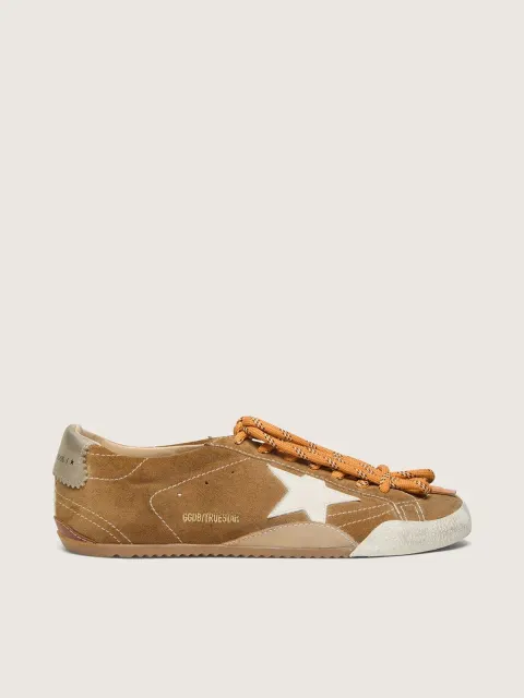 True-Star Donna in suede color tabacco con stella bianca e talloncino platino