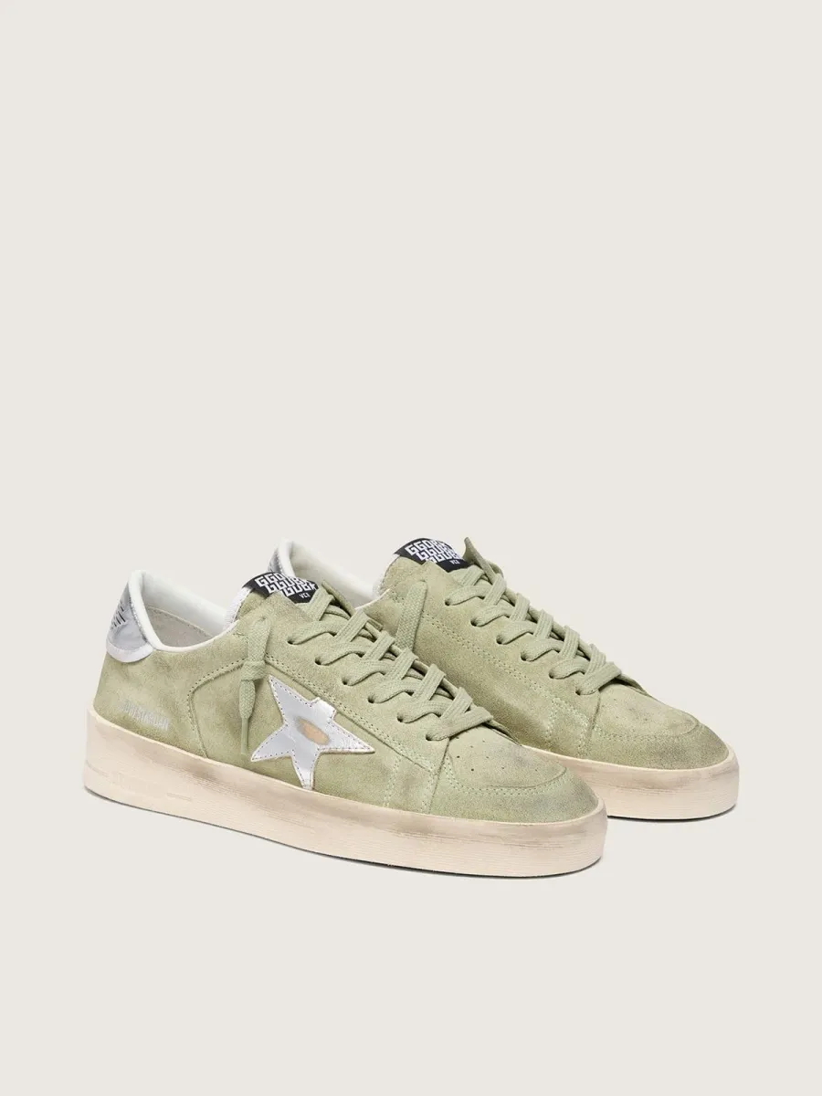 Stardan donna in suede verde salvia con stella laminata argento