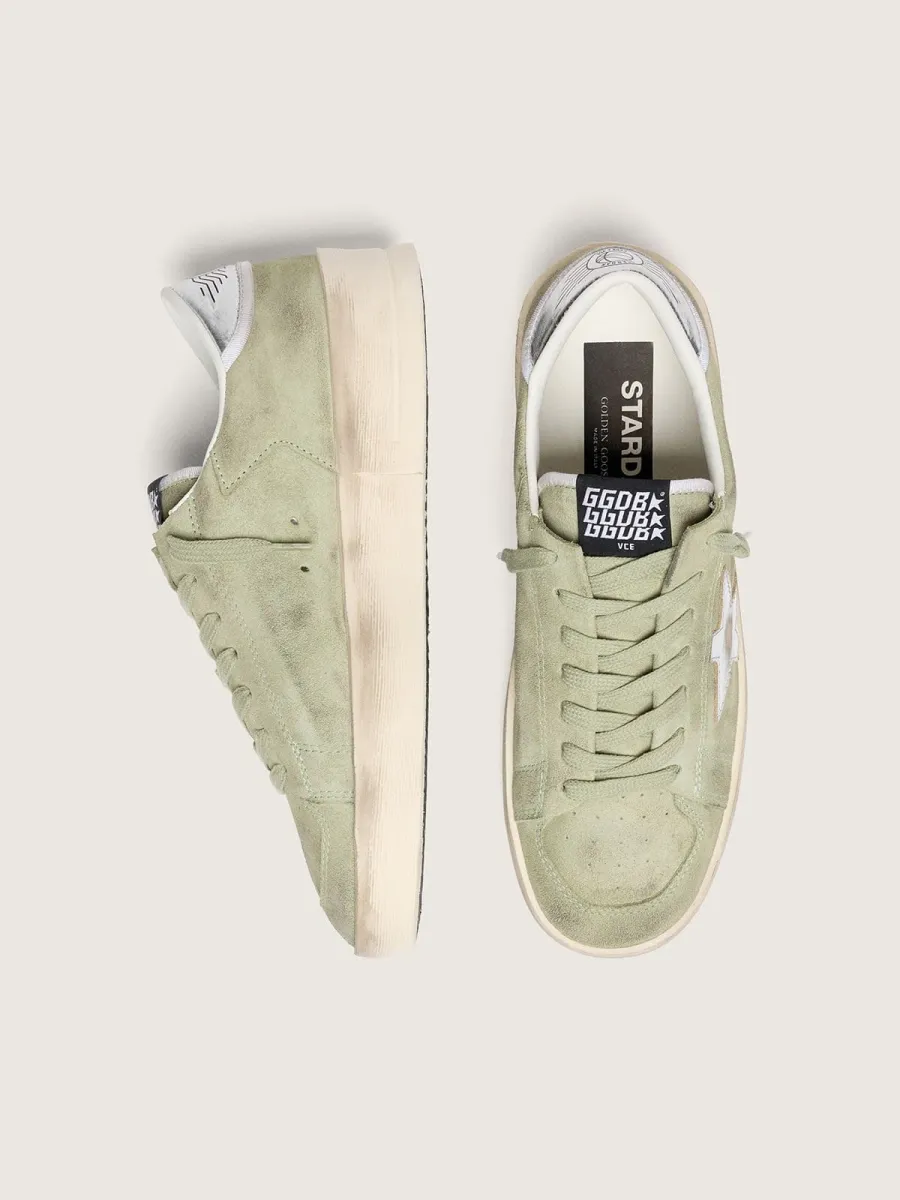 Stardan donna in suede verde salvia con stella laminata argento