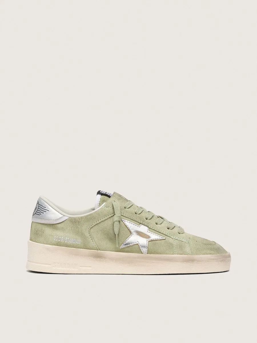 Stardan donna in suede verde salvia con stella laminata argento