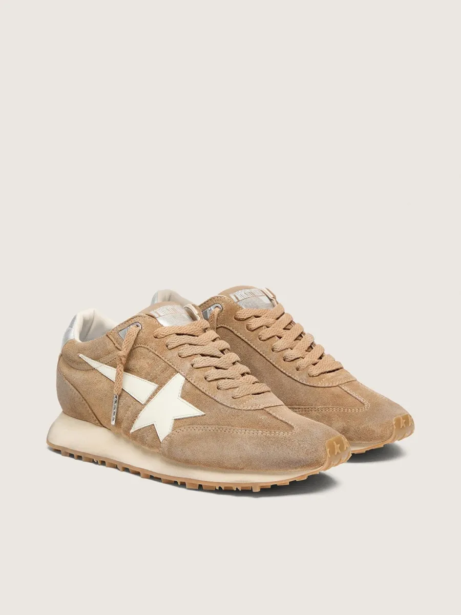 Marathon donna in suede tabacco con stella bianca
