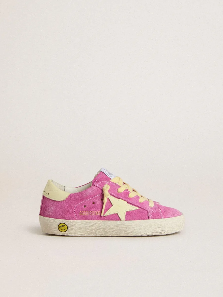 Super-Star Young in suede rosa con stella e talloncino giallo chiaro