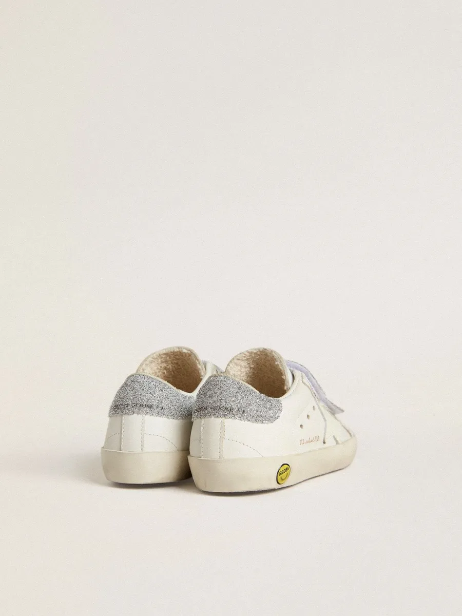 Old School Young in pelle bianca con talloncino e straps in cristalli Swarovski argento