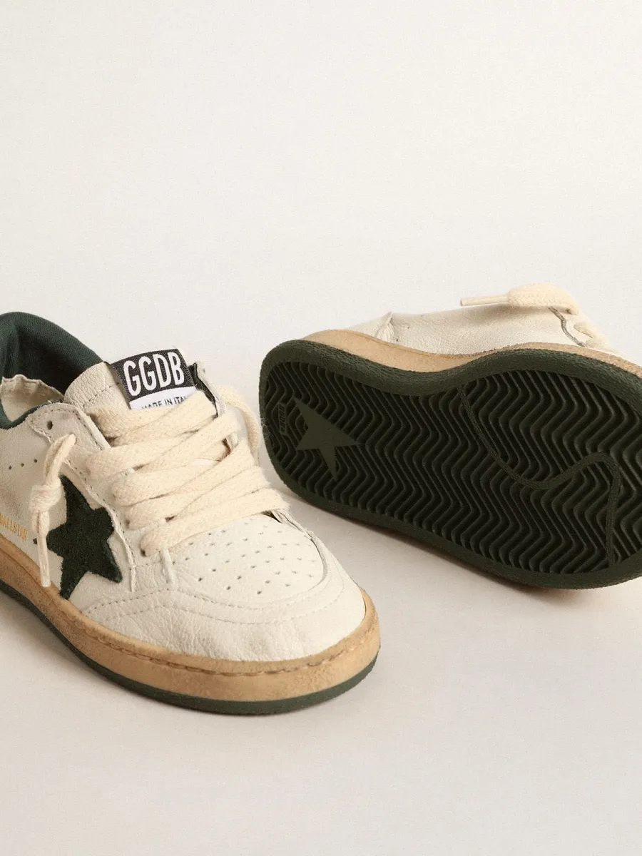 Ball Star young in pelle bianca con stella in suede verde