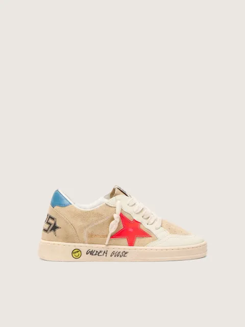 Ball Star Young in suede beige con stella rossa e talloncino azzurro
