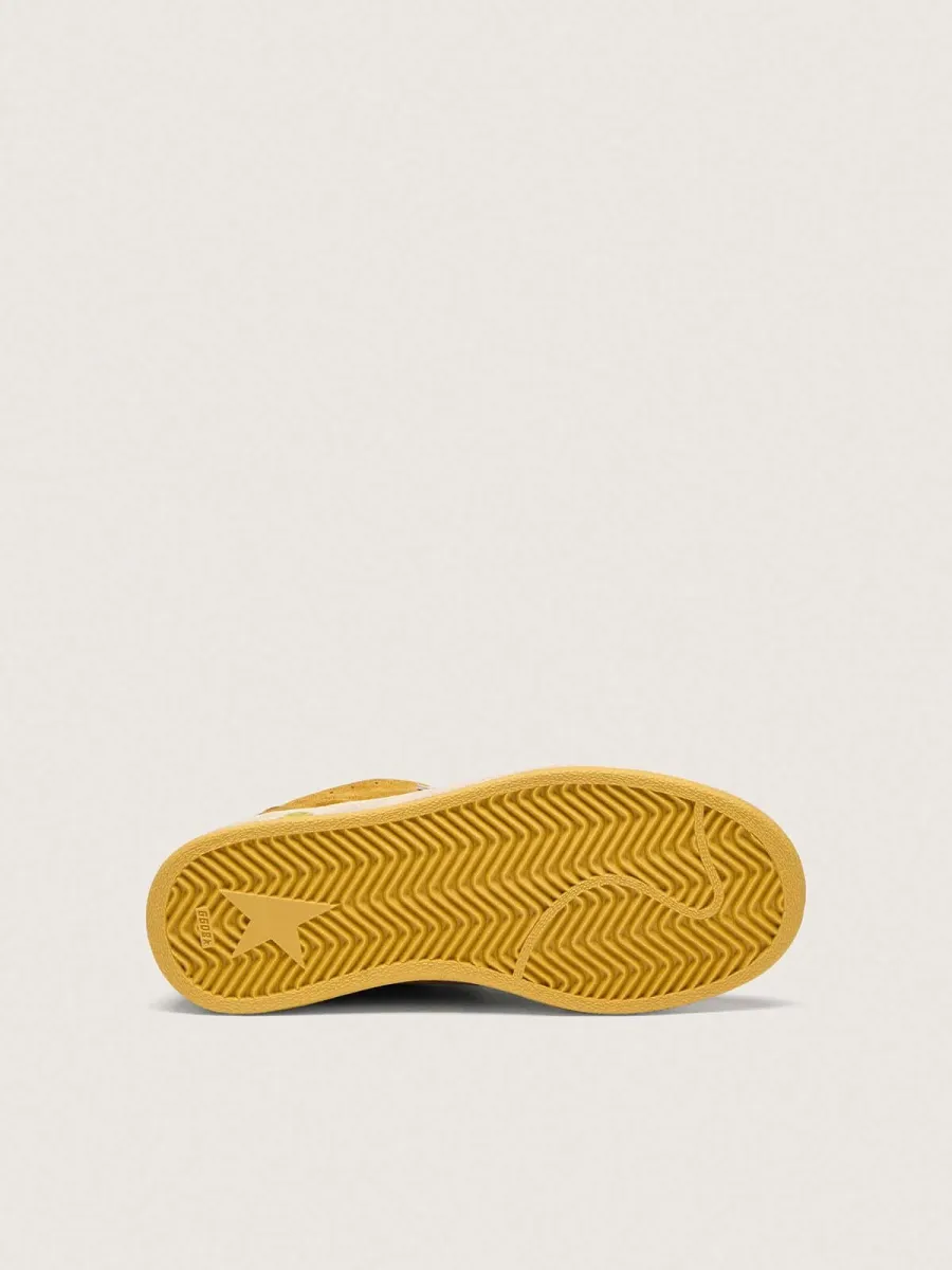 Ball Star Young in suede ocra con stella e talloncino in pelle lucida bianca