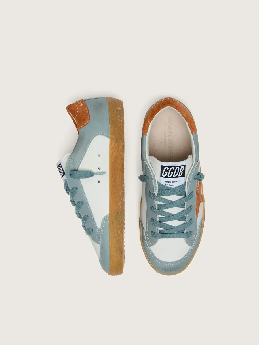 Super-Star young in pelle bianca e azzurro ghiaccio con stella in suede arancione